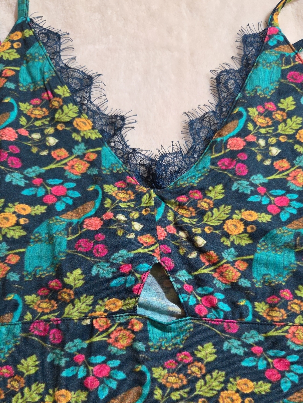 ModCloth Matching Robe And Nightgown - Picture 4 of 9